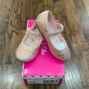 Olive & Edie Toddler girl rose gold shoes size 6